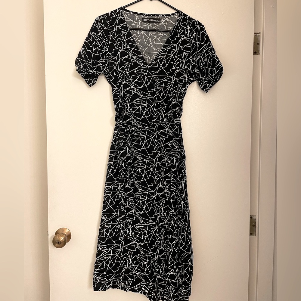Disturbia UK: “Hypatia” Style Wrap Dress.
